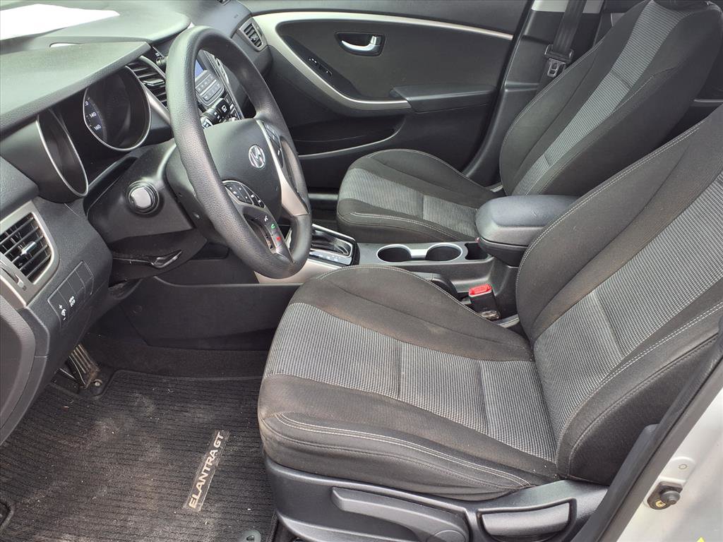Used 2016 Hyundai Elantra GT image 9