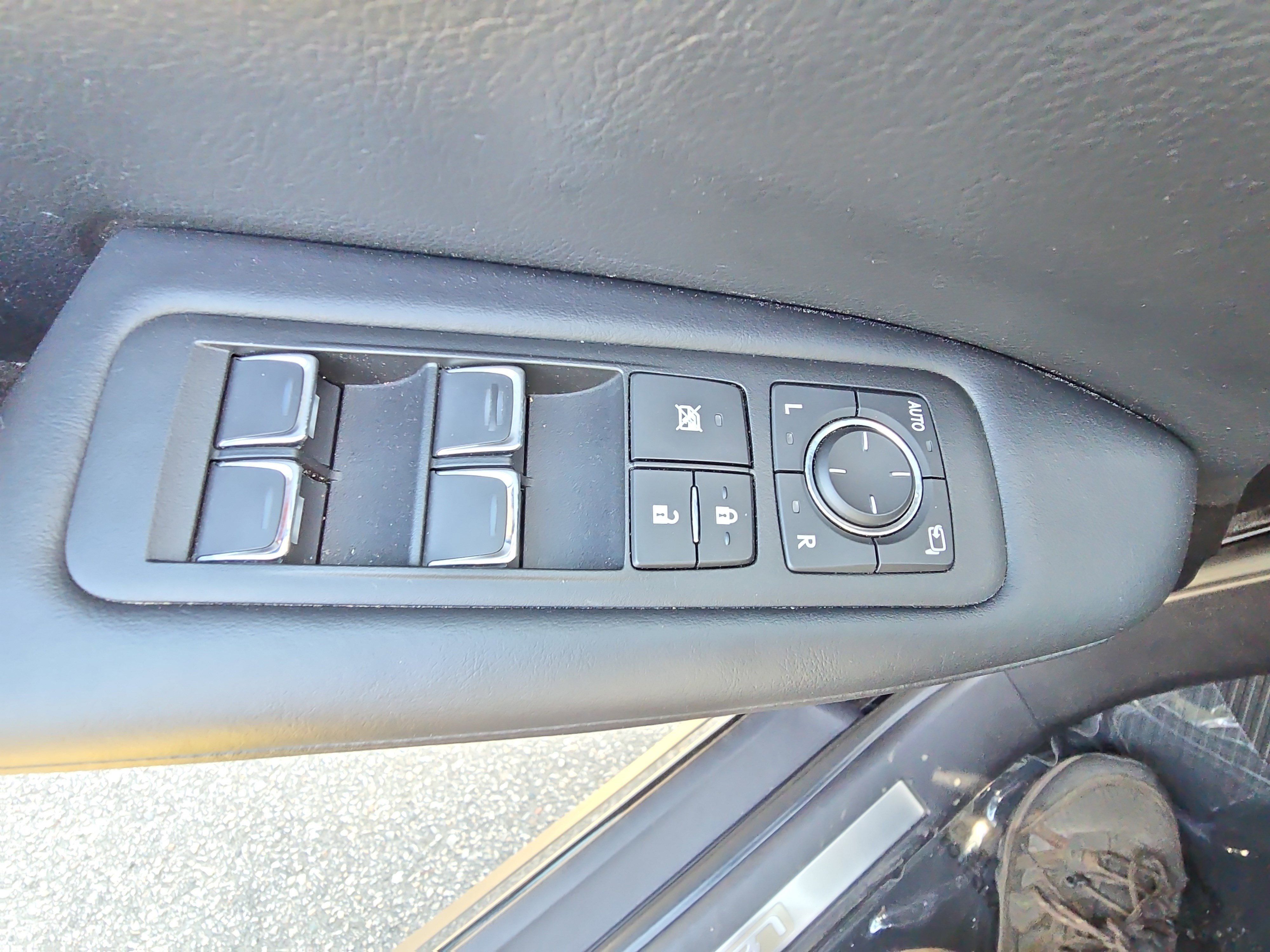 Used 2019 Lexus RX 350 AWD w/ Navigation Package image 26