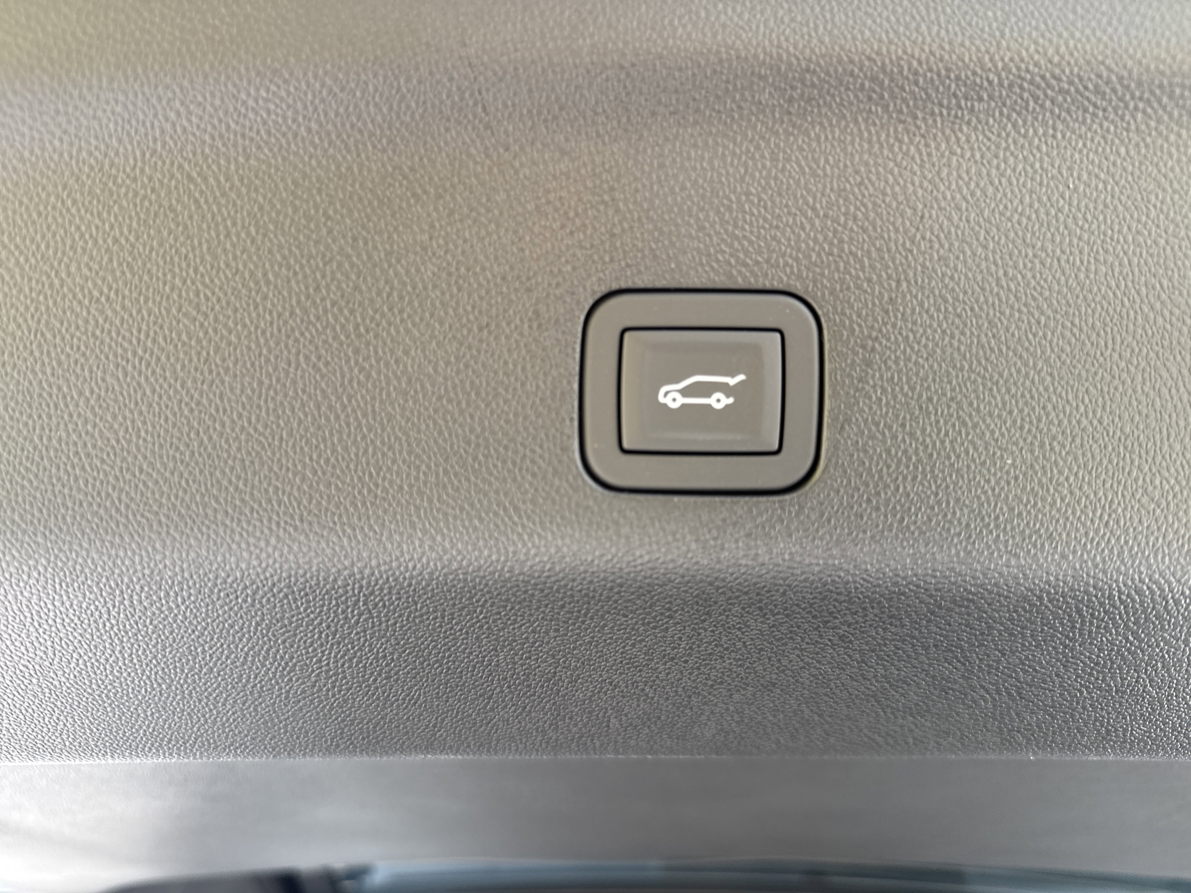 New 2026 GMC Yukon AT4 w/ AT4 Premium Plus Package image 39