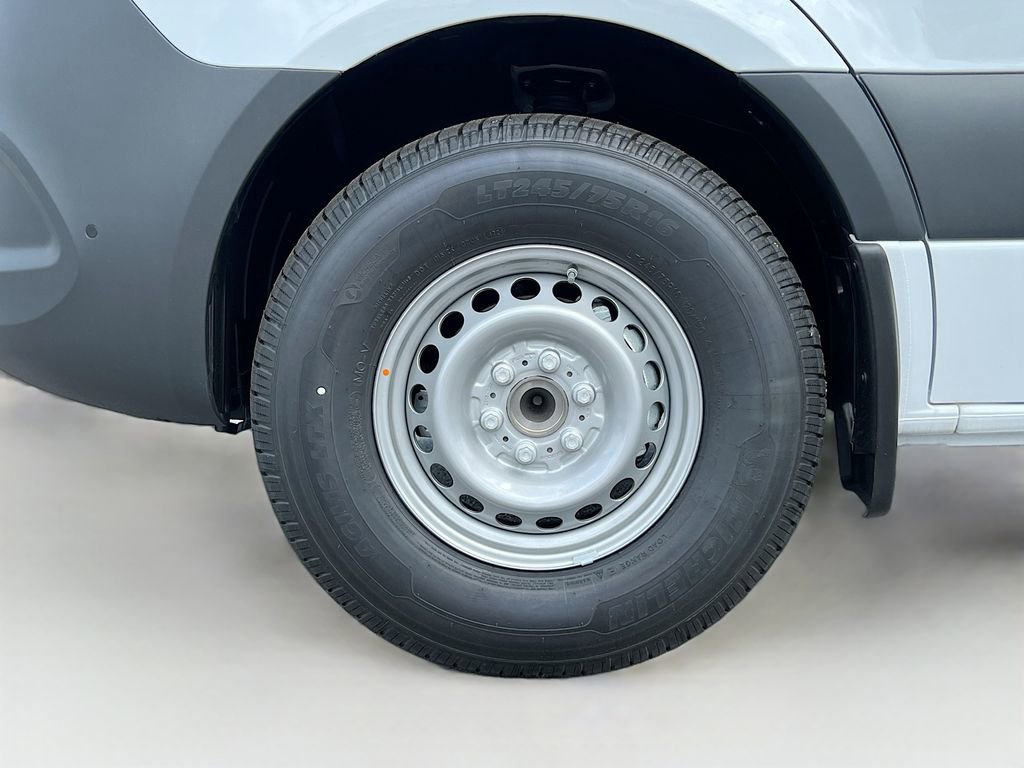 New 2025 Mercedes-Benz Sprinter 2500 image 24