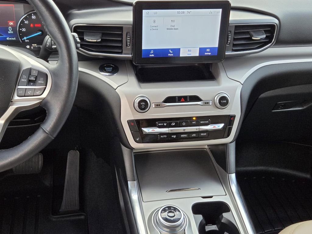 Used 2023 Ford Explorer XLT w/ Equipment Group 202A image 29