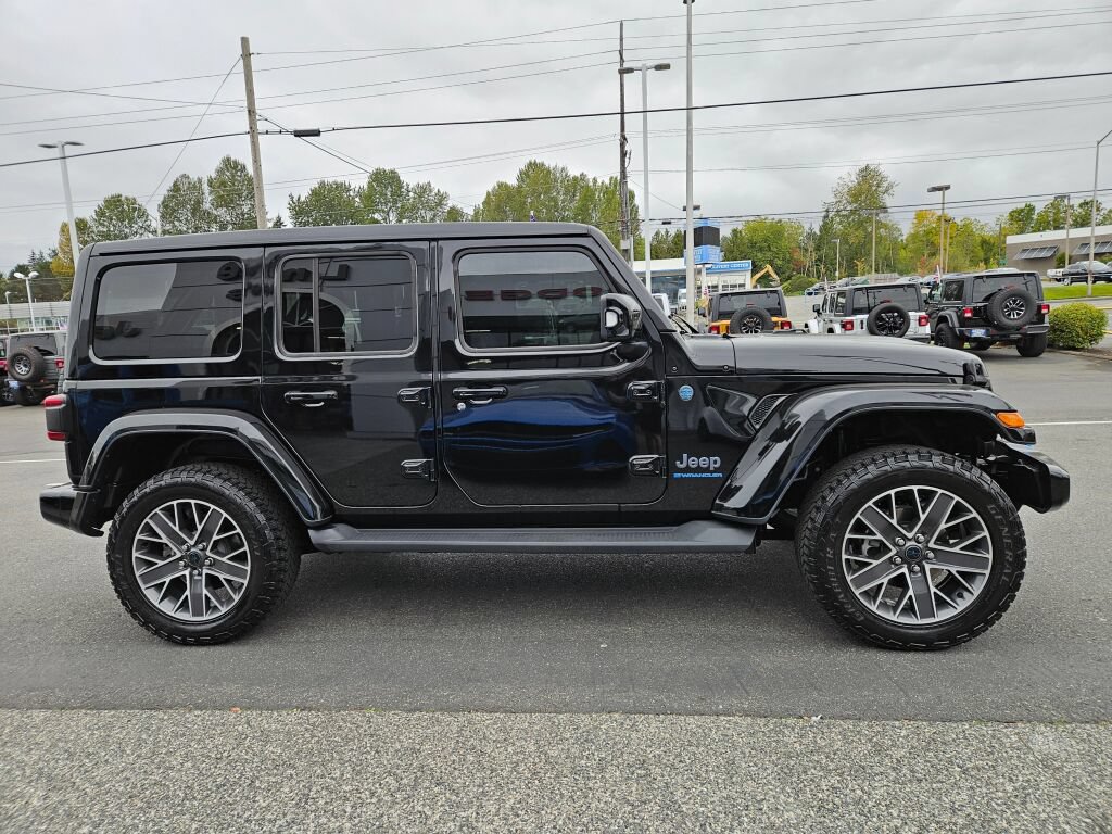 Used 2024 Jeep Wrangler High Altitude AWD/4WD image 6