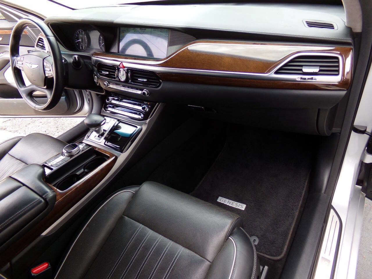 Used 2017 Genesis G90 5.0 Ultimate image 25