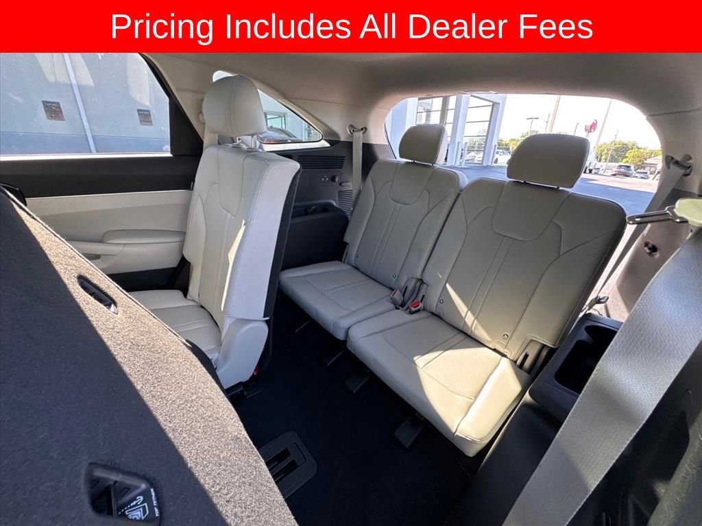 Certified 2024 Kia Sorento S w/ Panoramic Sunroof Package FWD image 11