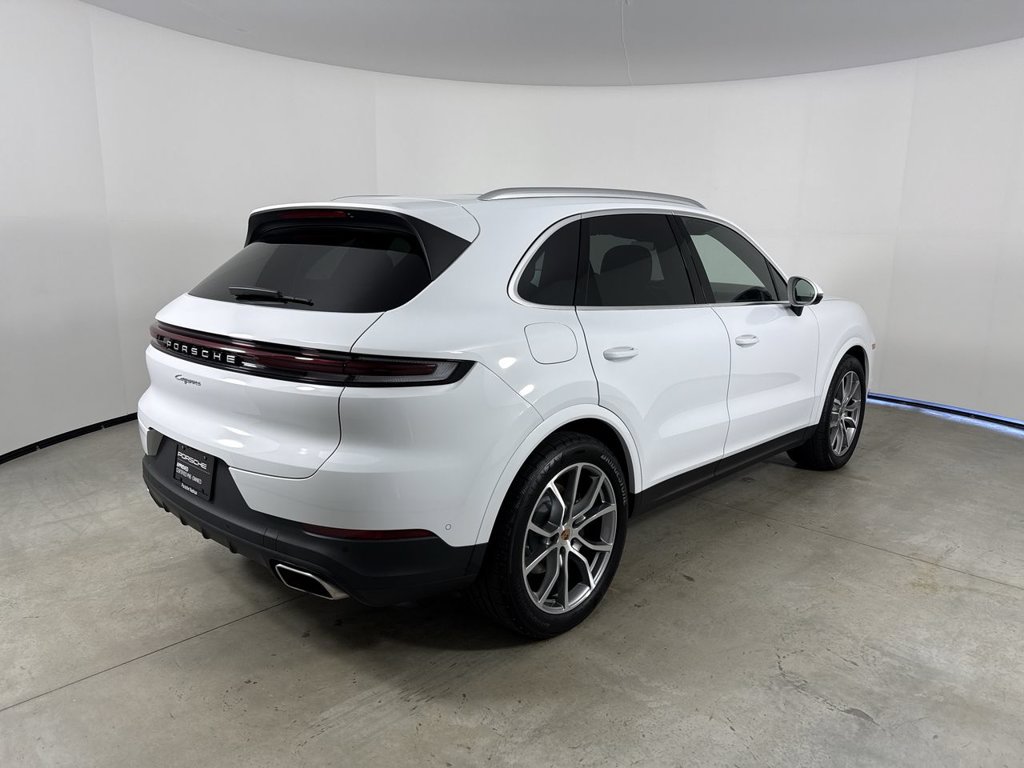 Certified 2026 Porsche Cayenne AWD/4WD image 7