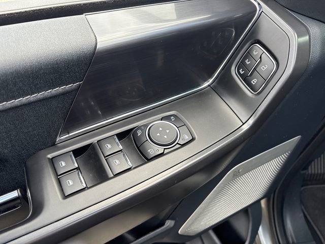 Used 2024 Ford F150 Lariat w/ Equipment Group 502A High image 18