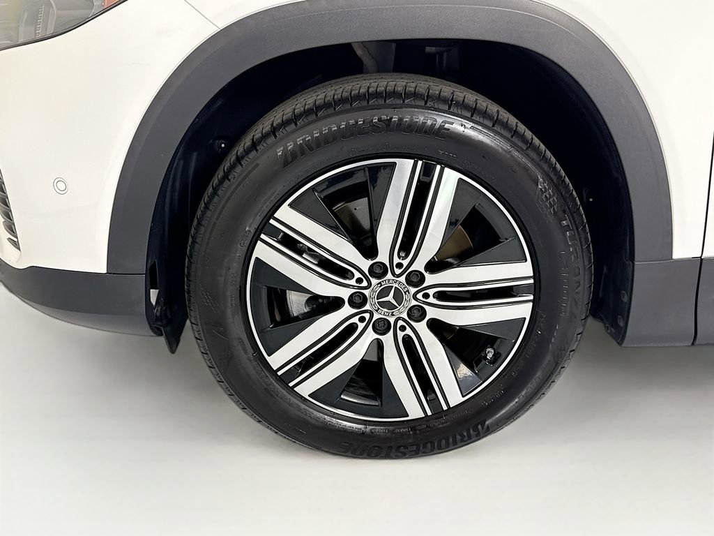 Certified 2023 Mercedes-Benz EQB 300 4MATIC image 31