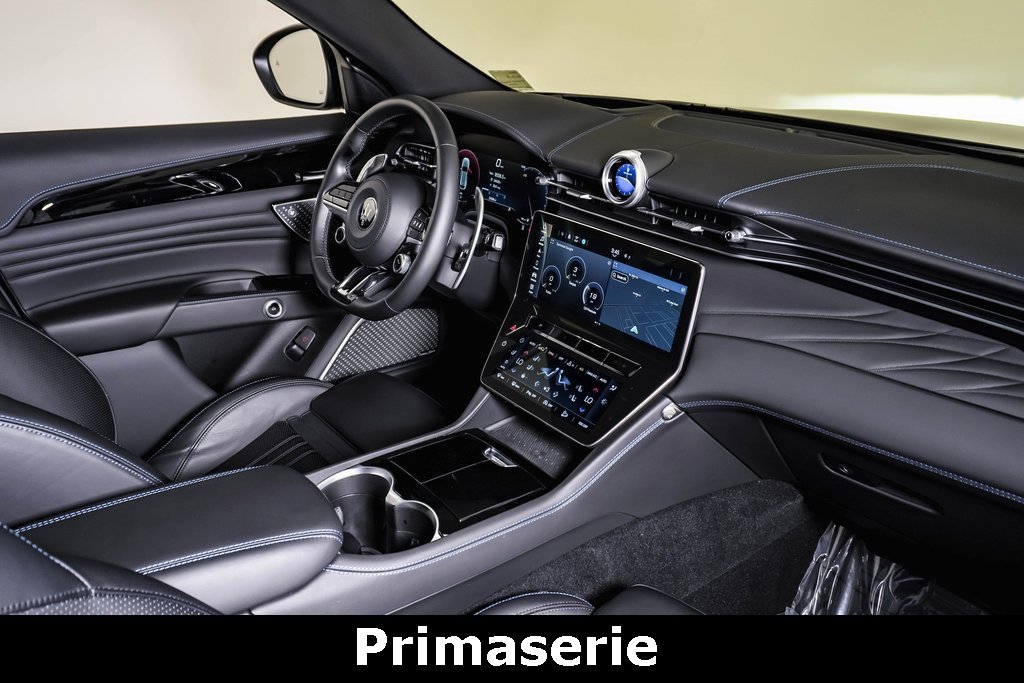 Certified 2023 Maserati Grecale Modena image 14