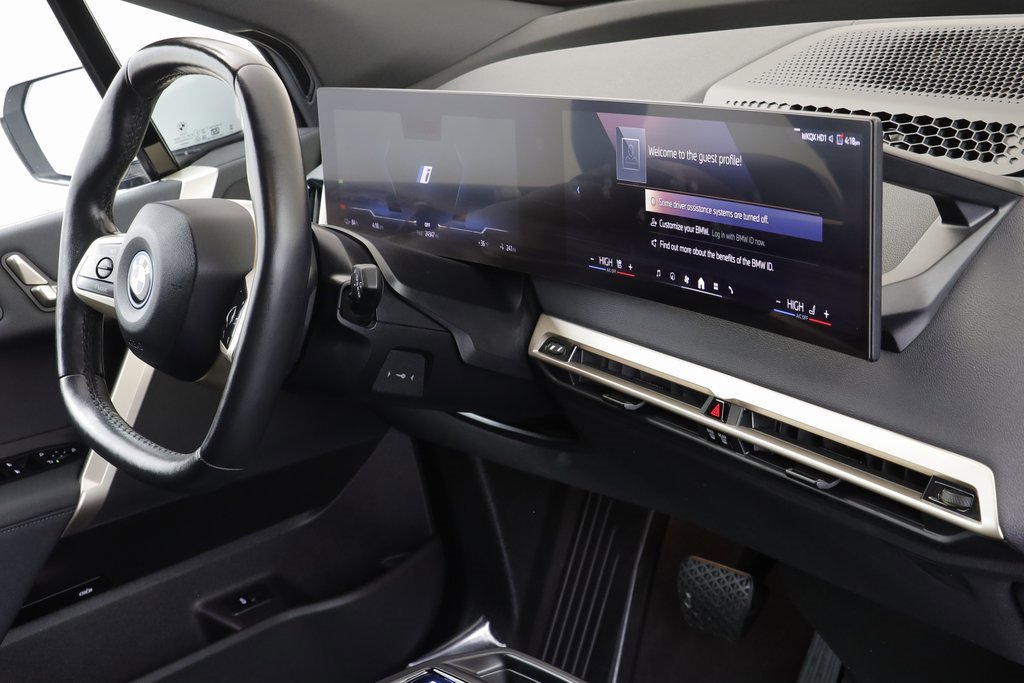 Used 2025 BMW iX xDrive50 image 23