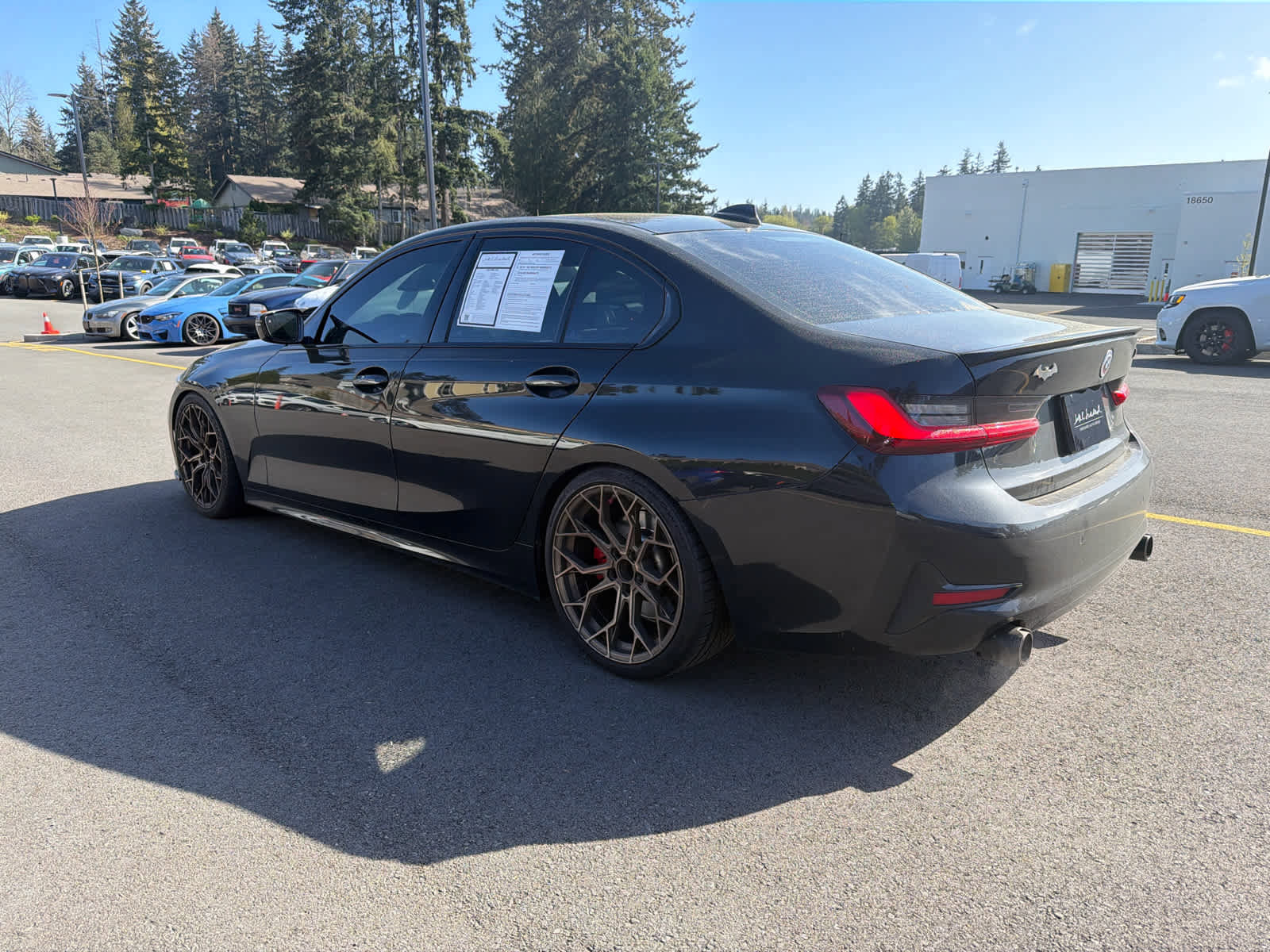 Used 2022 BMW 330i Sedan w/ Driving Assistance Package RWD image 3