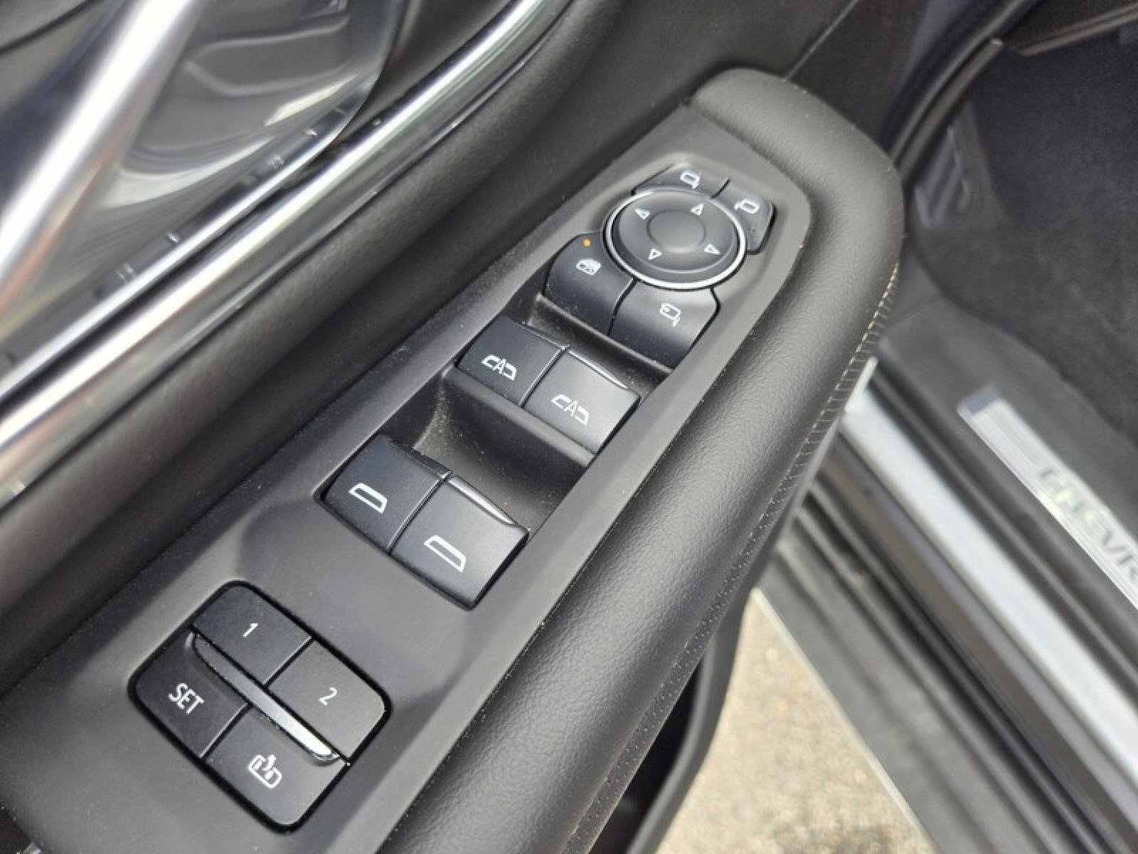 Used 2024 Chevrolet Tahoe Premier image 25