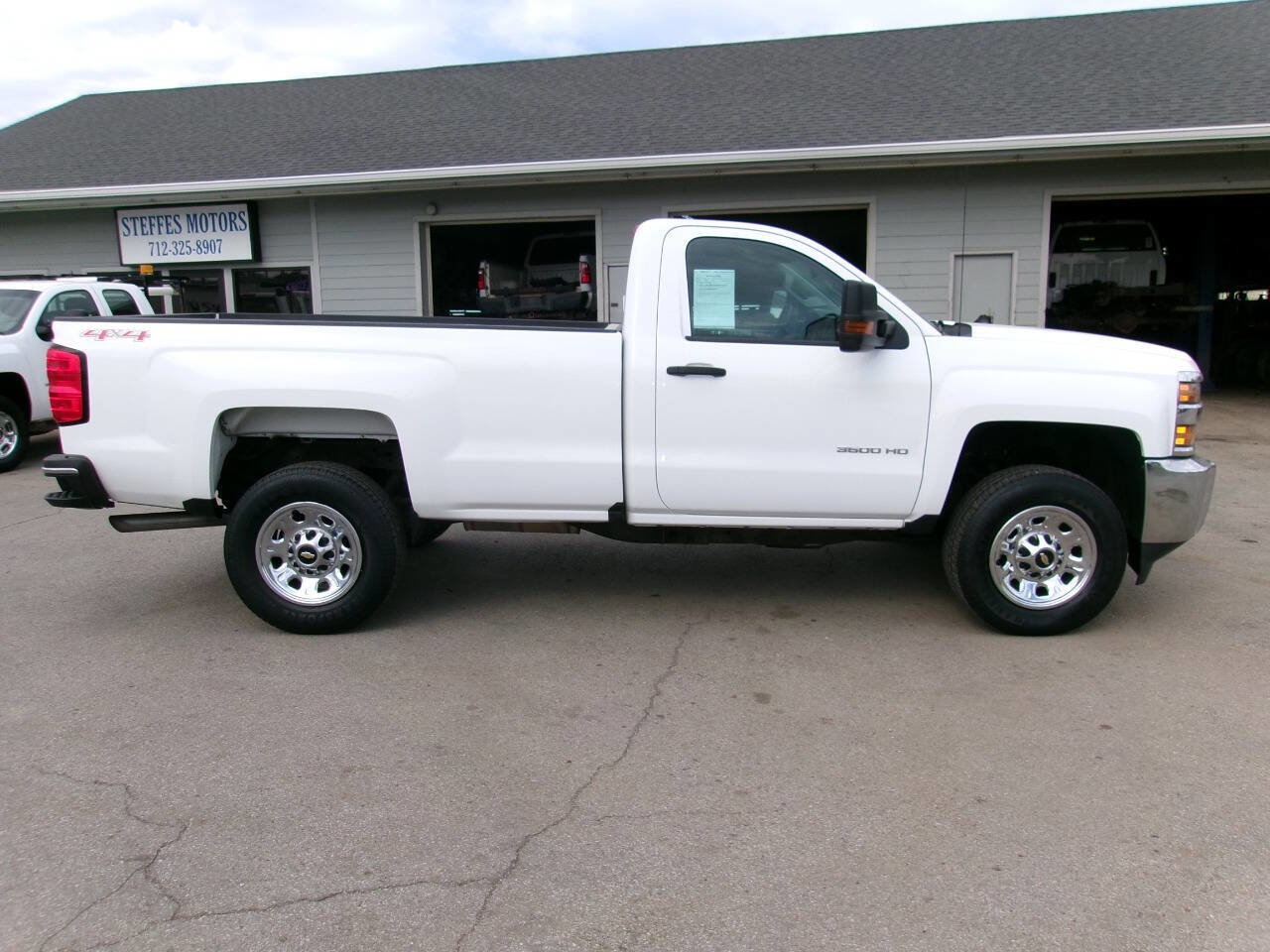 Used 2016 Chevrolet Silverado 3500 W/T w/ WT Fleet Convenience Package AWD/4WD image 6