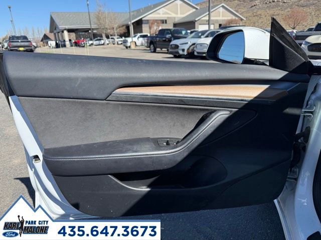 Used 2023 Tesla Model 3 Performance image 11