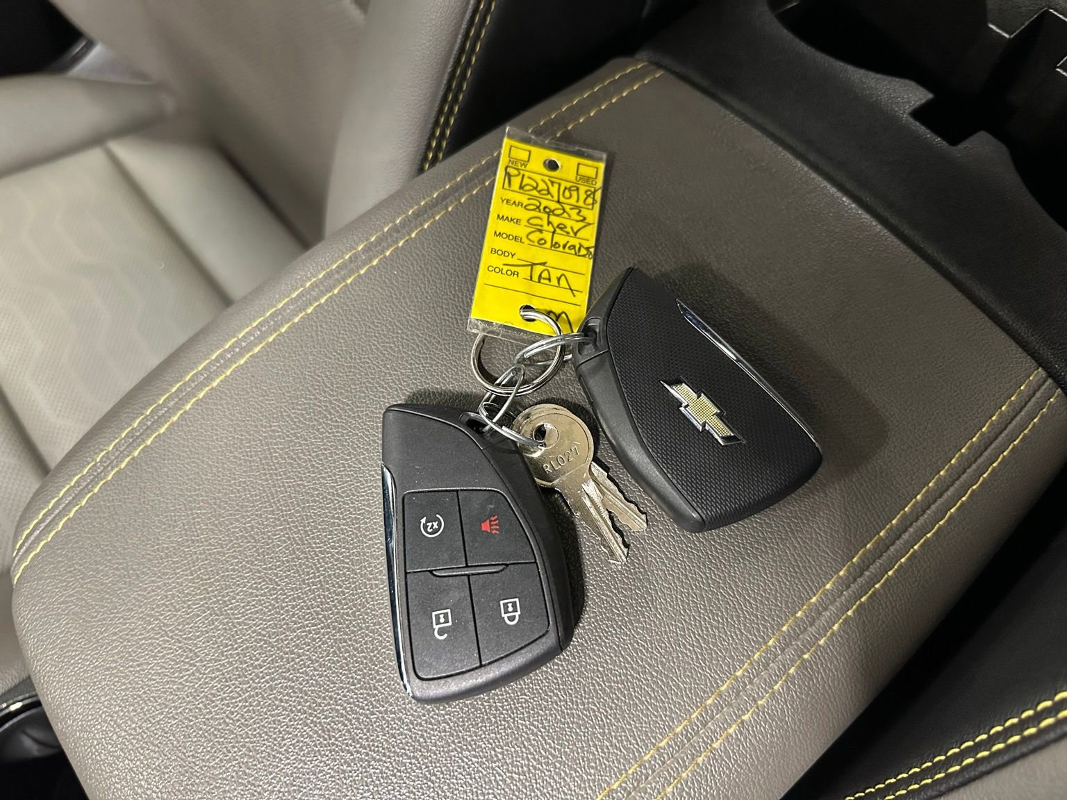 Used 2023 Chevrolet Colorado ZR2 w/ ZR2 Convenience Package III AWD/4WD image 46
