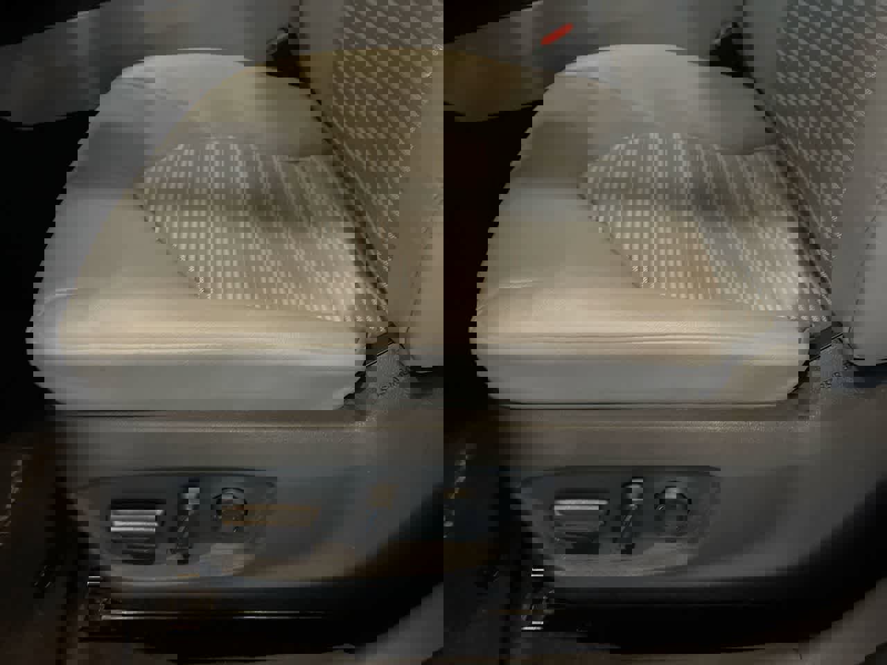 Used 2022 Toyota Camry SE image 12