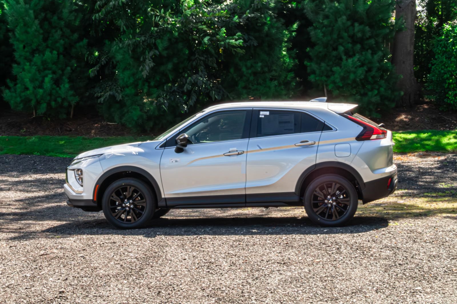 New 2025 Mitsubishi Eclipse Cross AWD image 4
