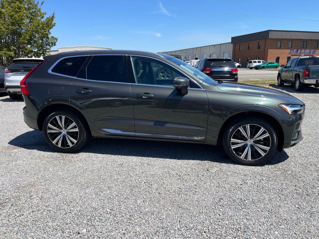 Used 2022 Volvo XC60 B5 Inscription w/ Protection Package Premier FWD image 5