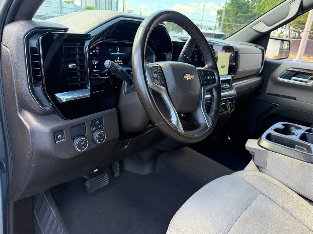Used 2025 Chevrolet Silverado 1500 LT RWD image 10
