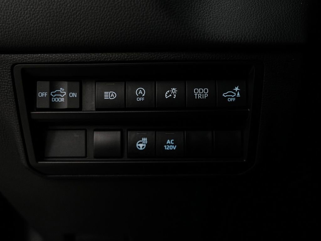 Used 2024 Toyota Tundra Limited image 19