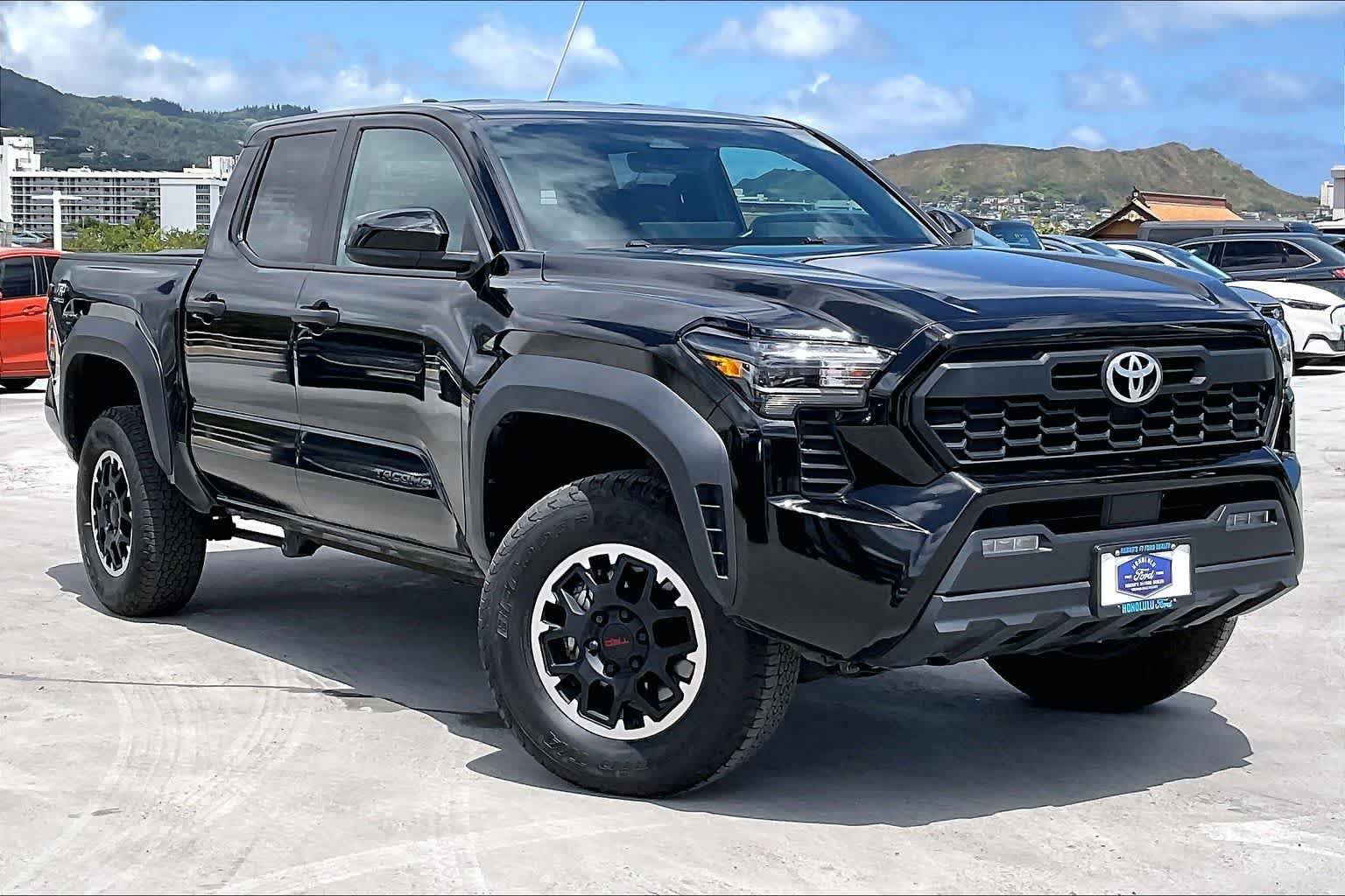 Used 2024 Toyota Tacoma TRD Off-Road AWD/4WD image 21
