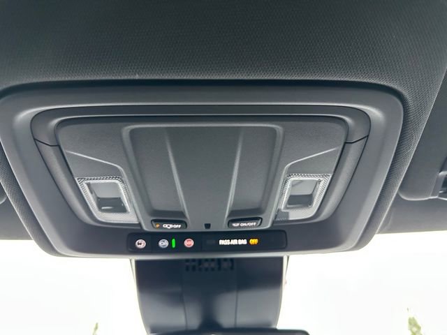 New 2025 GMC Sierra 1500 Elevation w/ LPO, Elevation Black Package image 34