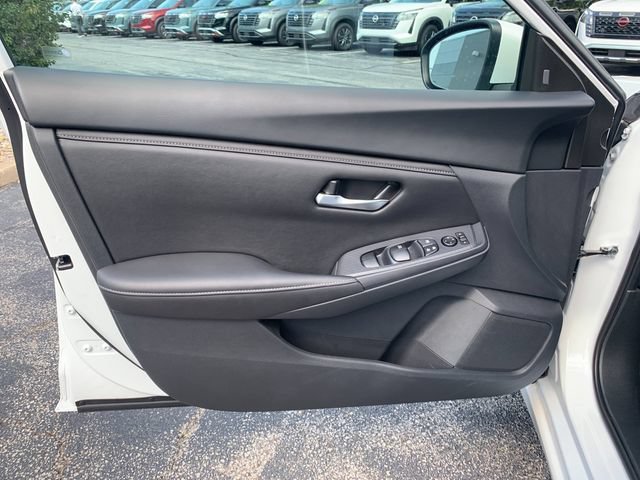 Used 2023 Nissan Sentra SV w/ All-Weather Package FWD image 11