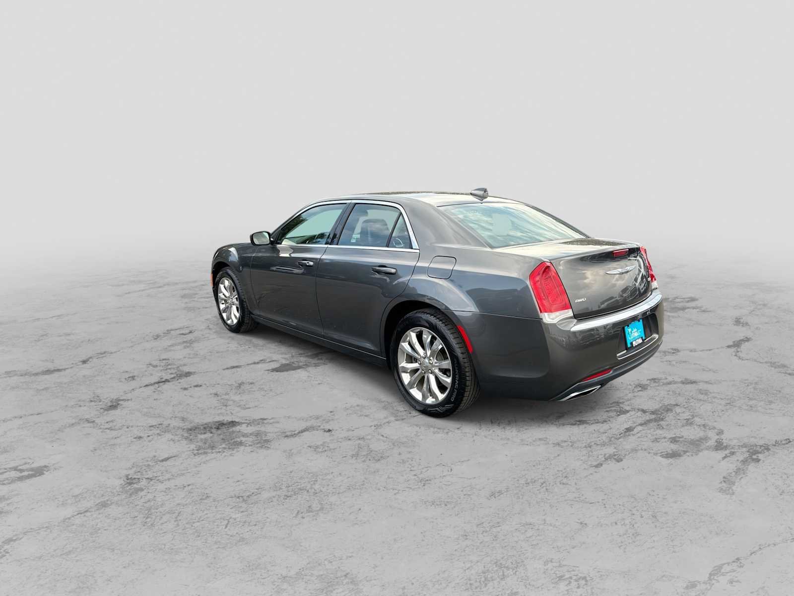 Used 2017 Chrysler 300 Limited AWD/4WD image 6