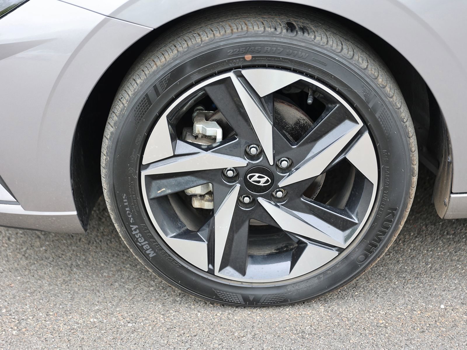Certified 2023 Hyundai Elantra SEL w/ Convenience Package FWD image 9