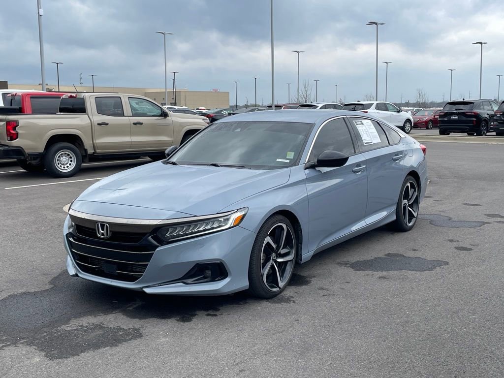 Used 2022 Honda Accord Sport image 3