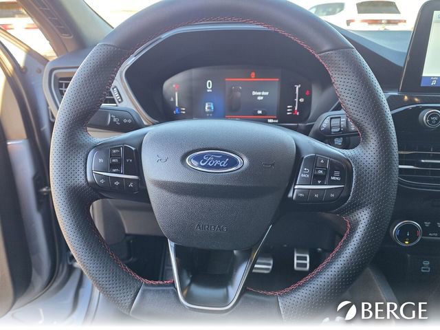 Used 2023 Ford Escape ST-Line w/ Equipment Group 301A image 25