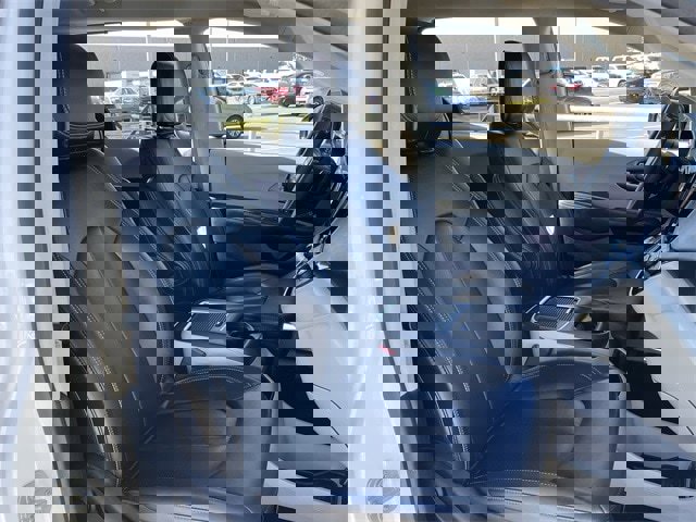 Used 2024 Chrysler Pacifica Touring-L image 25