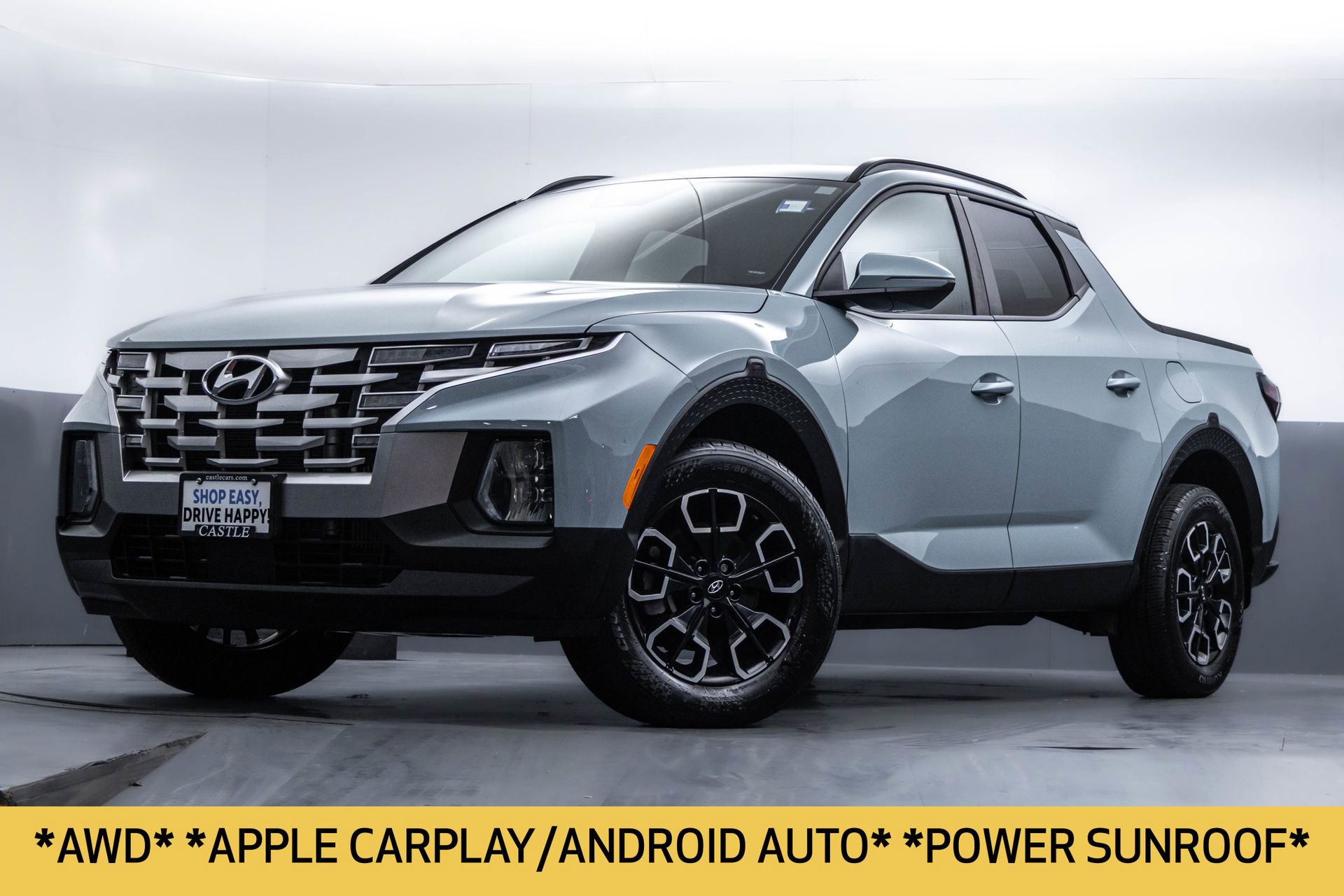 Used 2023 Hyundai Santa Cruz SEL Premium AWD/4WD image 2