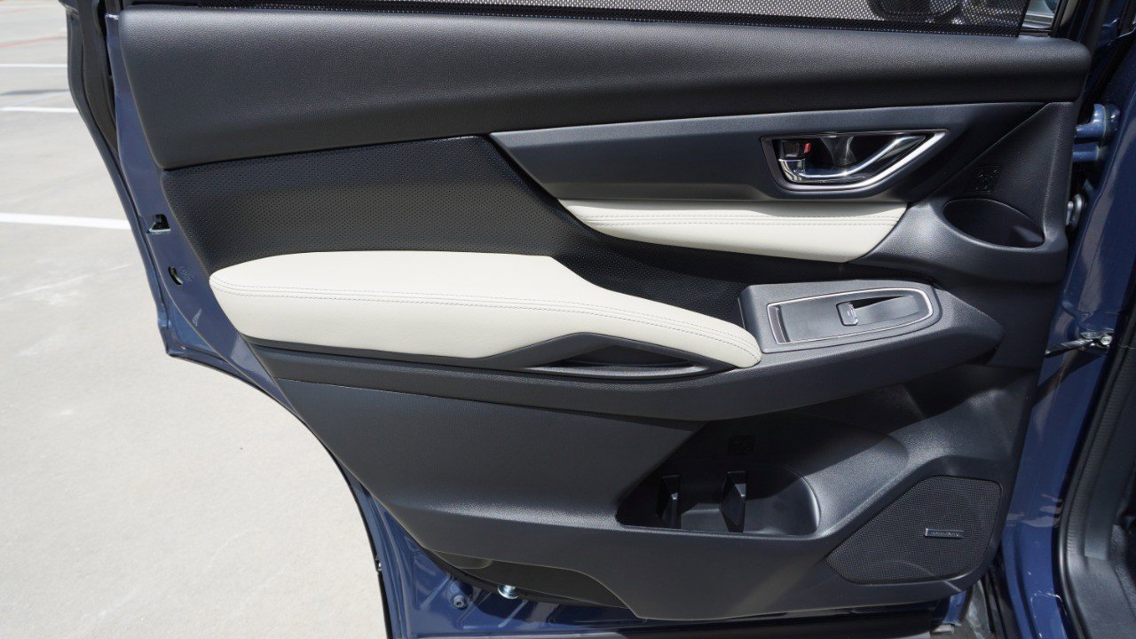 Used 2023 Subaru Ascent Limited w/ Technology Package AWD/4WD image 37