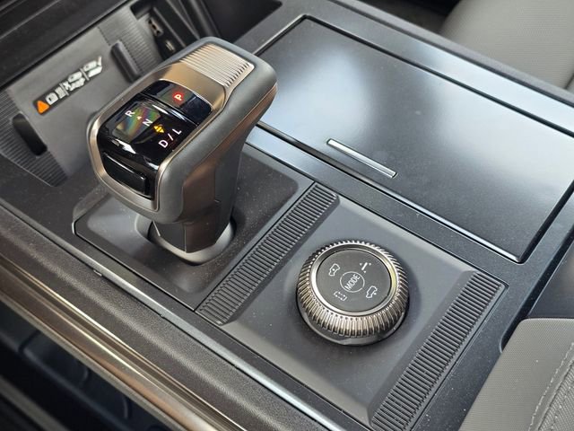 New 2025 GMC Hummer EV 3X w/ LPO, Roof Cross Rail Package image 38