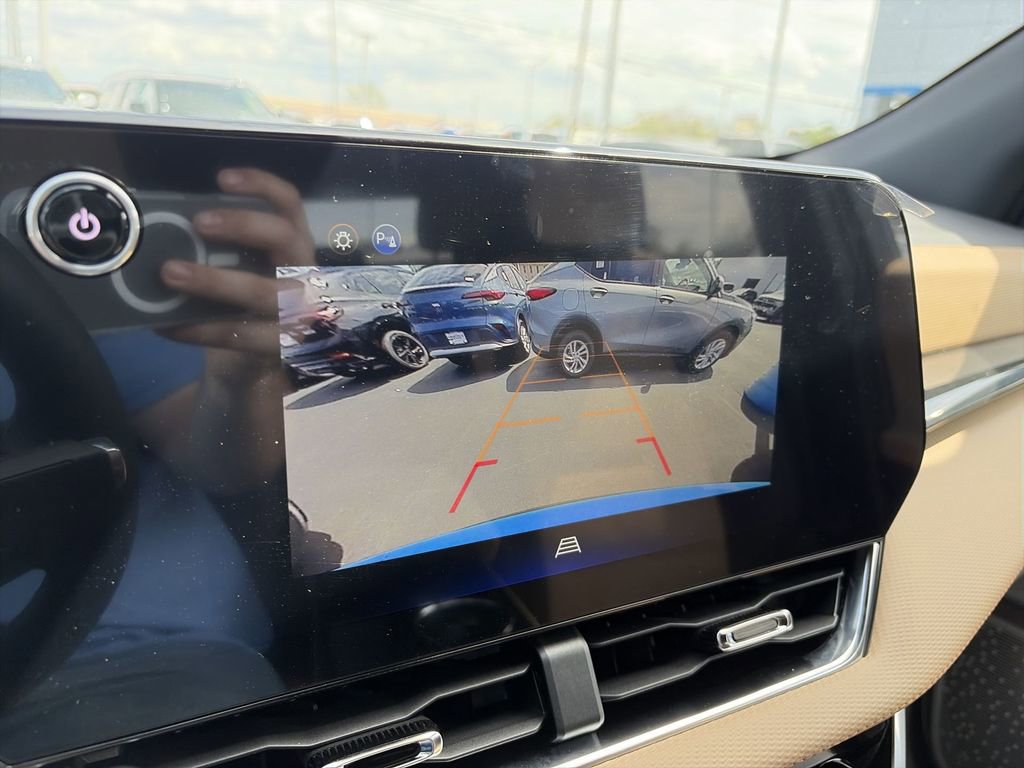 New 2026 Chevrolet Equinox ACTIV image 23