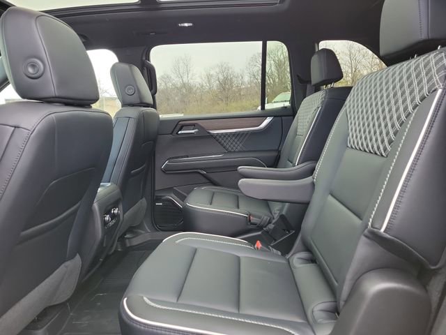 New 2026 GMC Acadia Denali w/ Super Cruise Package image 13