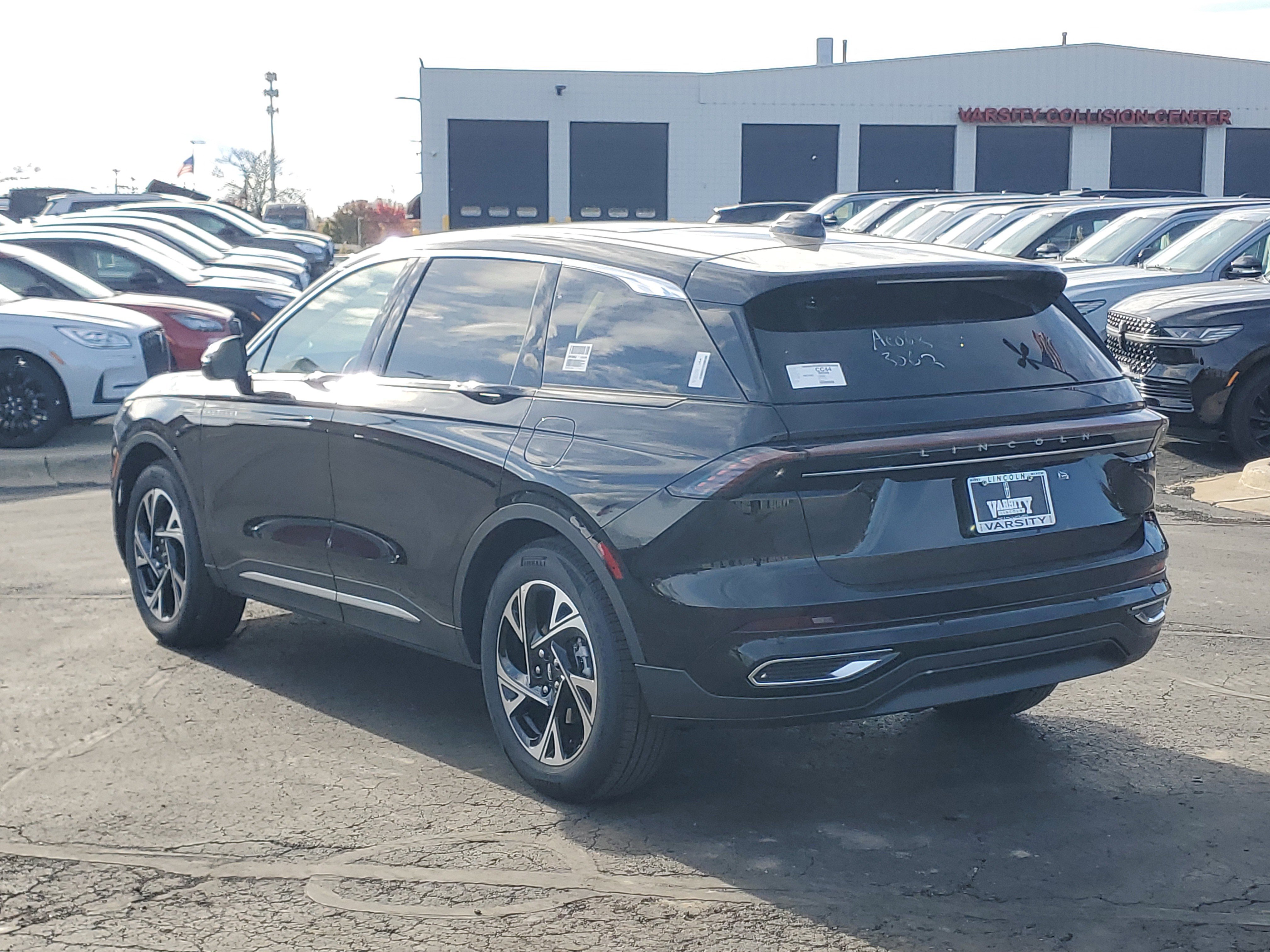 New 2026 Lincoln Nautilus Premier w/ Equipment Group 102A image 3