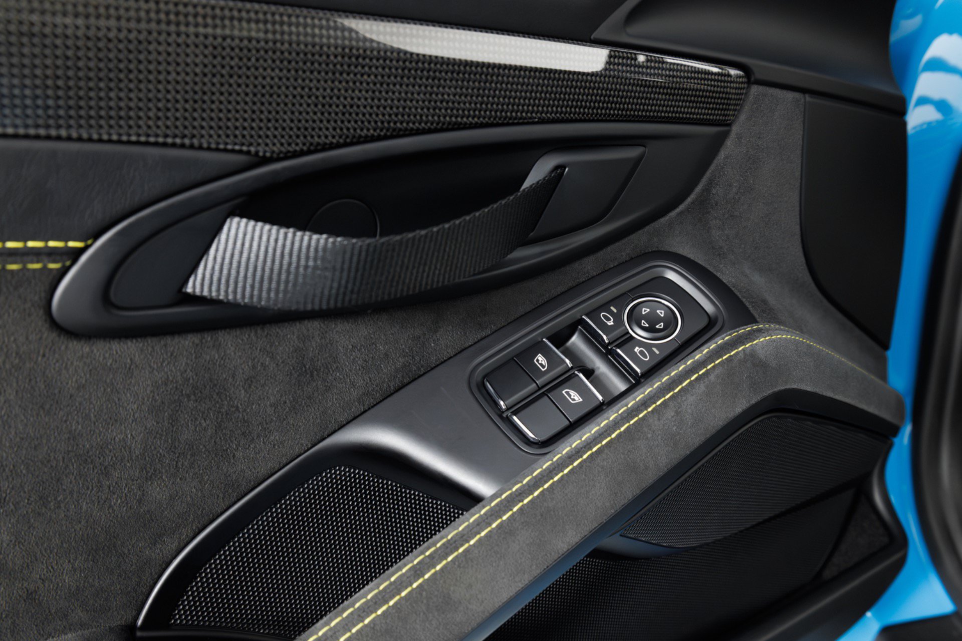 Used 2018 Porsche 911 GT2 RS RWD image 32