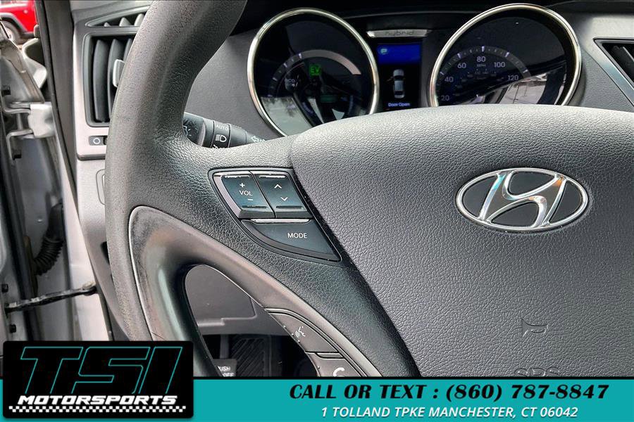Used 2012 Hyundai Sonata Hybrid FWD image 17