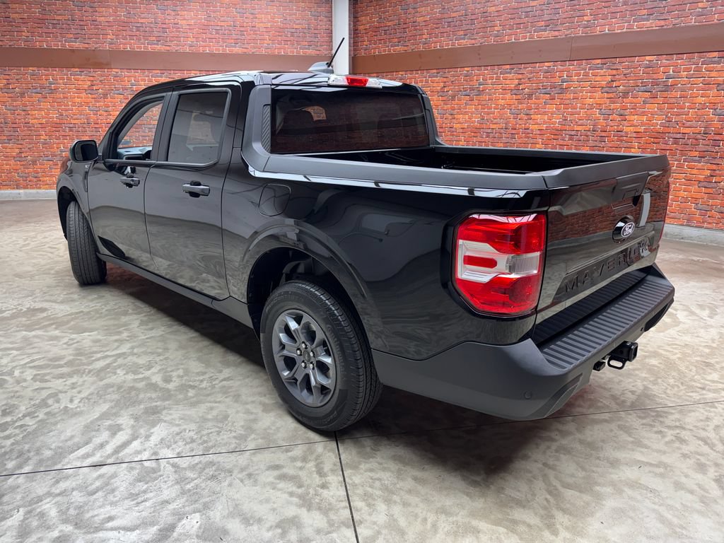 New 2026 Ford Maverick XLT AWD/4WD image 2