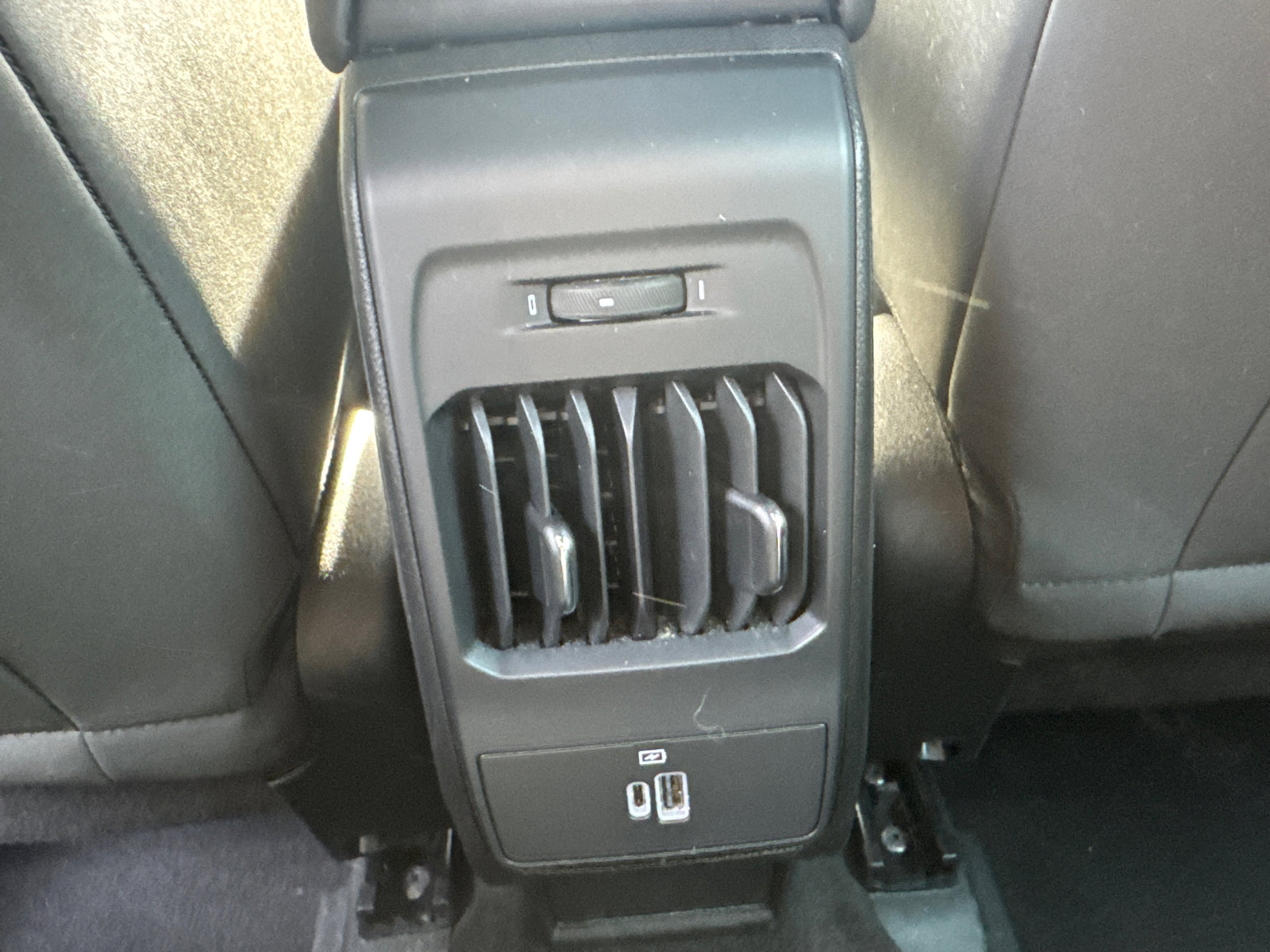 Used 2025 Alfa Romeo Tonale image 25