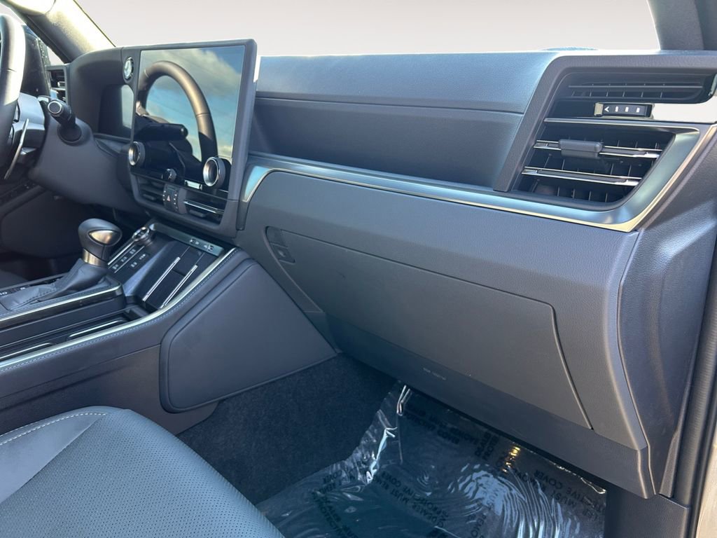 Used 2026 Lexus GX 550 AWD/4WD image 26