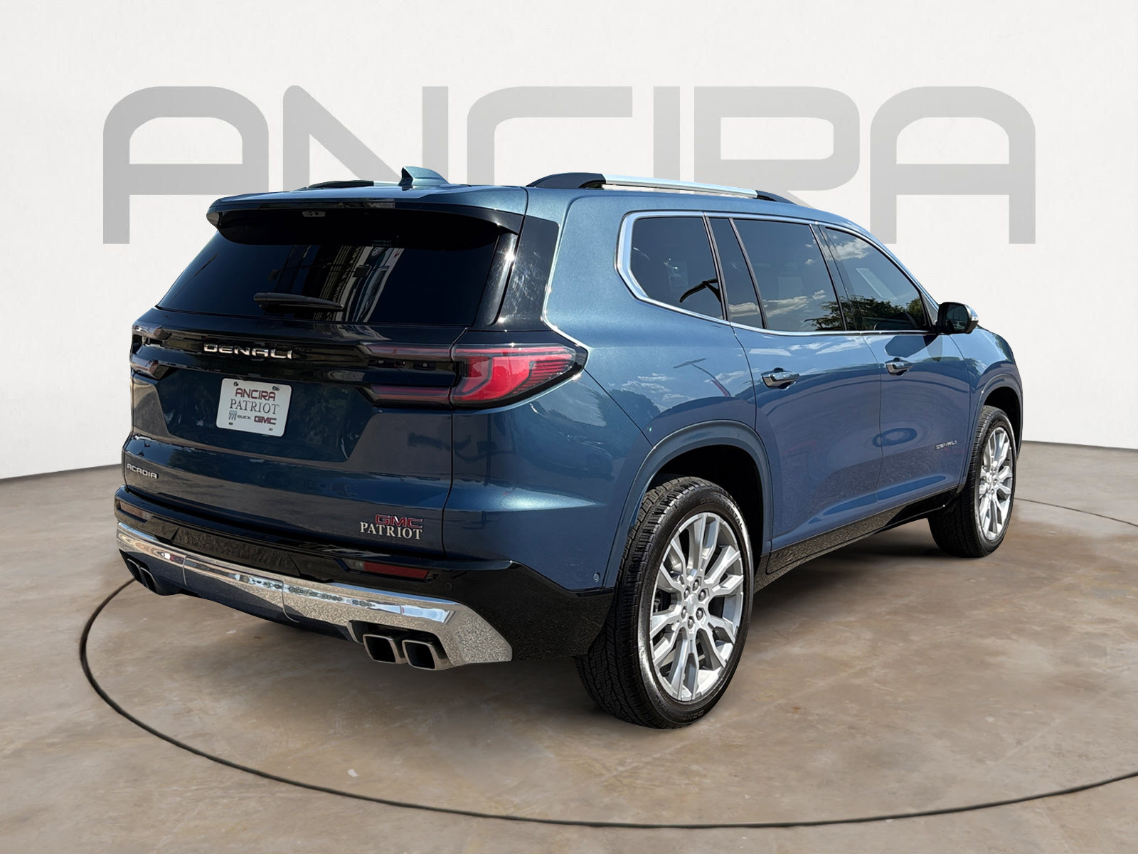 Used 2024 GMC Acadia Denali w/ Super Cruise Package FWD image 10