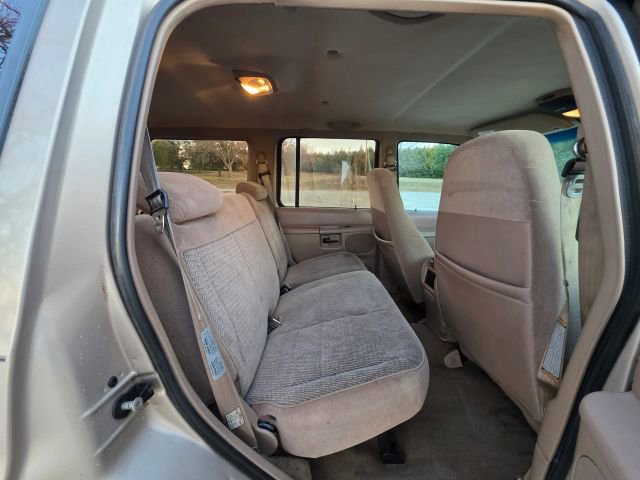 Used 1997 Ford Explorer 4WD 4-Door image 19