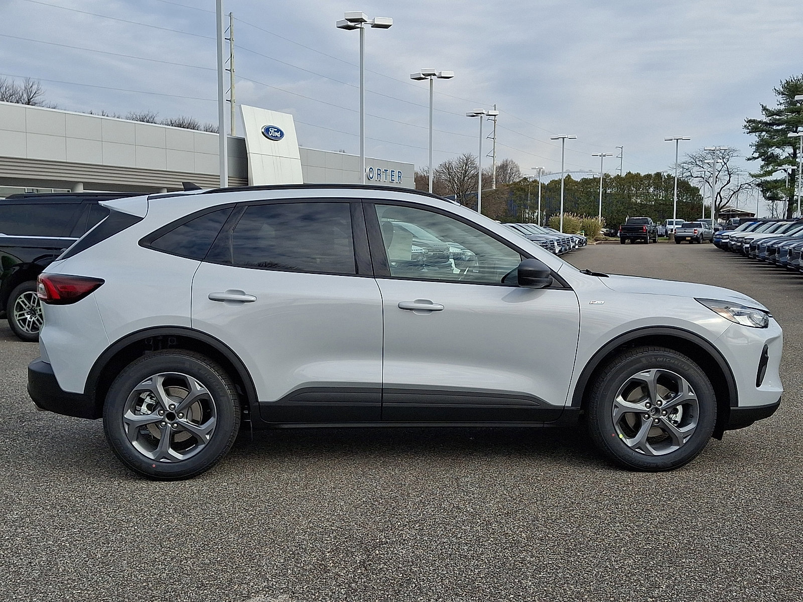 New 2026 Ford Escape ST-Line w/ Tech Pack #1 image 15