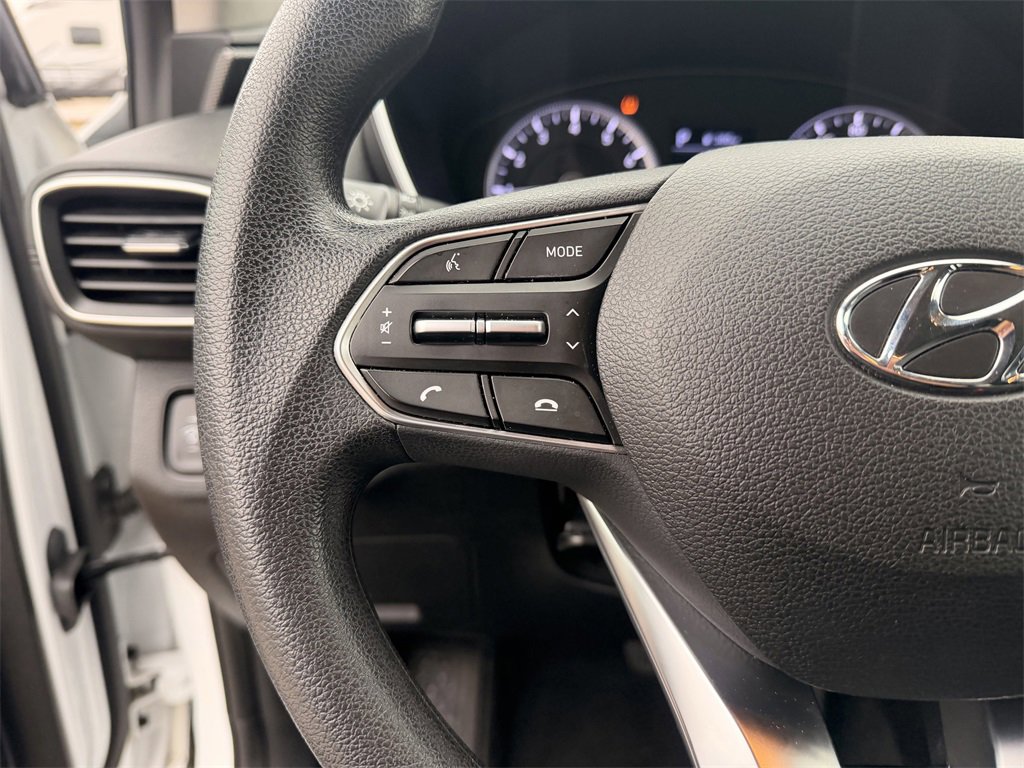 Used 2019 Hyundai Santa Fe SE image 16