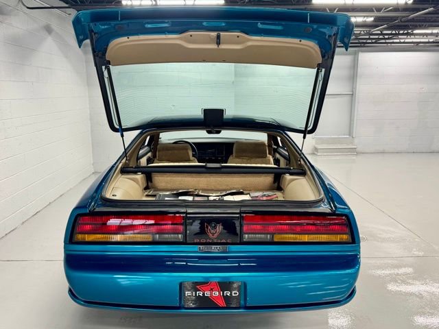 Used 1992 Pontiac Firebird Formula image 7