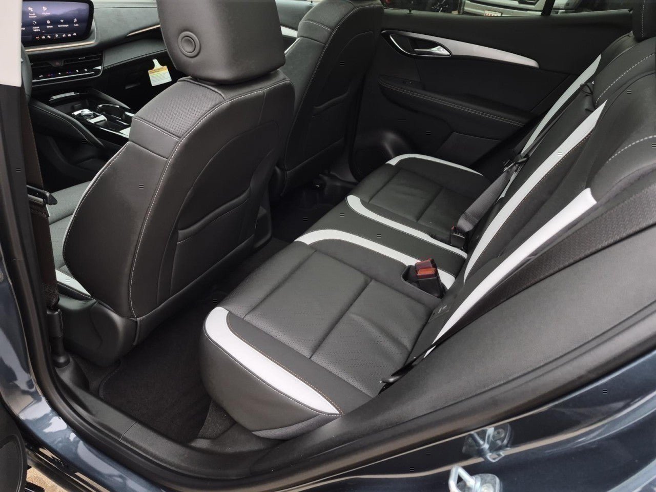 New 2026 Buick Envision Sport Touring AWD/4WD image 11
