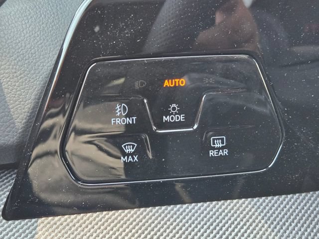 New 2026 Volkswagen GTI SE FWD image 26