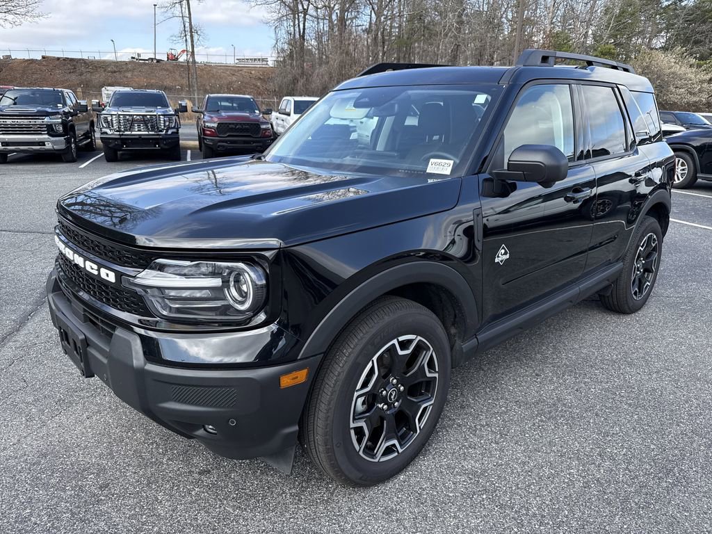 Used 2025 Ford Bronco Sport Outer Banks w/ Outer Banks Tech Package+ video 3